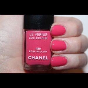 Chanel Rose Insolent Nailpolish
